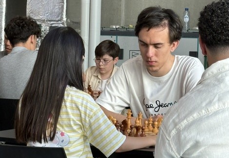 Belle performance collective pour Les 2 Fous d’Etterbeek aux Rapides de Rentrée du CREB !